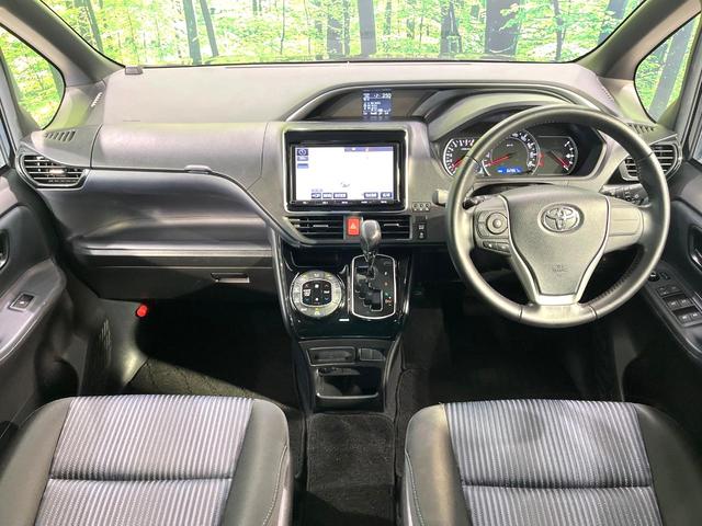 ヴォクシー ＺＳ　煌ＩＩ　純正９型ナビ　Ｂｌｕｅｔｏｏｔｈ　両側電動スライドドア　セーフティセンス　リアオートエアコン　ＥＴＣ　ドラレコ　ＬＥＤヘッドライト　純正１６インチアルミ　オートハイビーム　左右独立オートエアコン（2枚目）