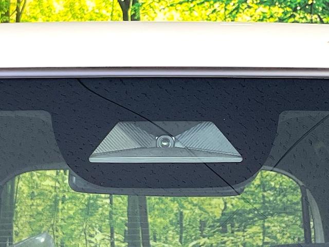 Ｎ－ＢＯＸカスタム ベースグレード　届出済未使用車　両側電動スライドドア　ホンダセンシング　アダプティブクルーズ　前席シートヒーター　コーナーセンサー　オートブレーキホールド　ＬＥＤヘッド　オートハイビーム　純正１４アルミ（5枚目）