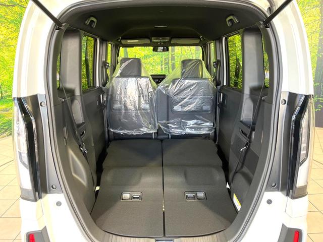 Ｎ－ＢＯＸカスタム ベースグレード　届出済未使用車　両側電動スライドドア　ホンダセンシング　アダプティブクルーズ　前席シートヒーター　コーナーセンサー　オートブレーキホールド　ＬＥＤヘッド　オートハイビーム　純正１４アルミ（11枚目）