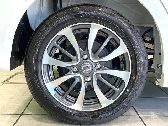 Ｎ－ＢＯＸカスタム ベースグレード　届出済未使用車　両側電動スライドドア　ホンダセンシング　アダプティブクルーズ　前席シートヒーター　コーナーセンサー　オートブレーキホールド　ＬＥＤヘッド　オートハイビーム　純正１４アルミ（51枚目）