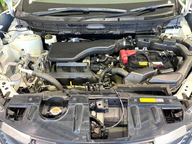 エクストレイル ２０Ｘ　純正８型ナビ　全周囲カメラ　プロパイロット　デジタルインナーミラー　４ＷＤ　カプロンシート　パワーバックドア　純正革巻ステアリング　禁煙　オートブレーキホールド　スマートキー　ステアリングスイッチ（18枚目）