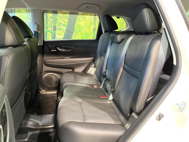 エクストレイル ２０Ｘ　純正８型ナビ　全周囲カメラ　プロパイロット　デジタルインナーミラー　４ＷＤ　カプロンシート　パワーバックドア　純正革巻ステアリング　禁煙　オートブレーキホールド　スマートキー　ステアリングスイッチ（47枚目）