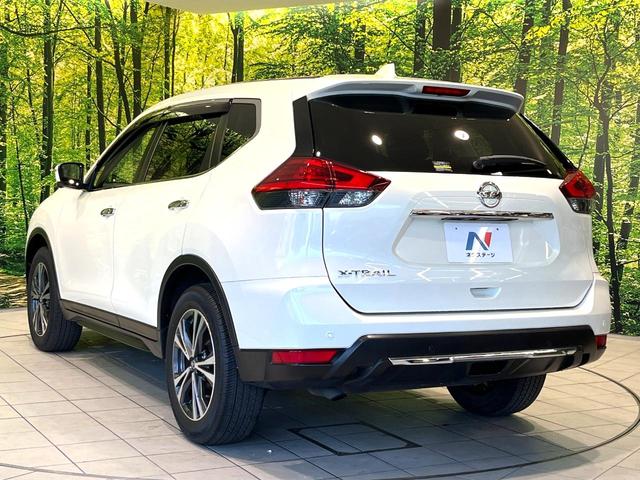 エクストレイル ２０Ｘ　純正８型ナビ　全周囲カメラ　プロパイロット　デジタルインナーミラー　４ＷＤ　カプロンシート　パワーバックドア　純正革巻ステアリング　禁煙　オートブレーキホールド　スマートキー　ステアリングスイッチ（52枚目）