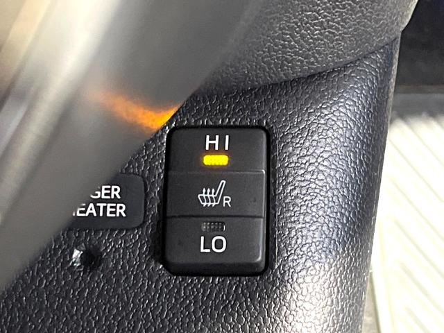 プリウスＰＨＶ Ａプレミアム　モデリスタエアロ　純正１１．６型ナビ　バックカメラ　前席シートヒーター　駐車支援システム　合皮シート　革巻ステアリング　ＬＥＤヘッドライト　モデリスタ１５インチＡＷ　デジタルインナーミラー（6枚目）