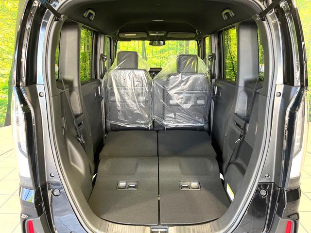 Ｎ－ＢＯＸカスタム ベースグレード　届出済未使用車　フルエアロ　両側電動ドア　衝突被害軽減システム　レーダークルーズ　コーナーセンサー　スマートキー　ＬＥＤヘッド　オートハイビーム　車線逸脱警報　オートライト　オートエアコン（10枚目）