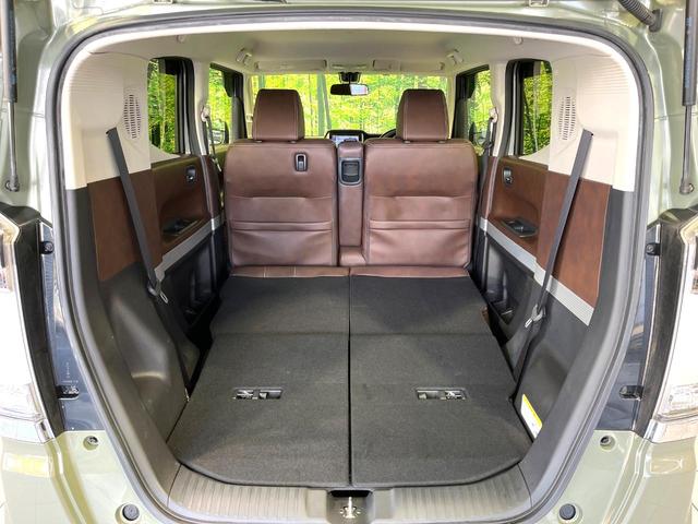 ラゲッジルームは、大容量のスペースを確保。普段のお買い物からレジャーまで、幅広く活躍してくれます!また、リアシートを倒すことでバリエーション豊かにお使いいただけます。