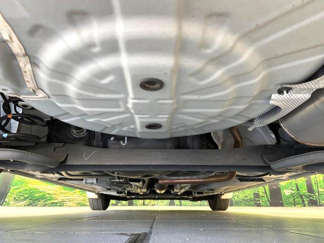 ノート Ｘ　Ｖセレクション　純正ナビ　バックカメラ　エマージェンシーブレーキ　クリアランスソナー　ドラレコ　ステアリングスイッチ　禁煙　スマートキー　Ｂｌｕｅｔｏｏｔｈ　アイドリングストップ　オートライト　電動格納ミラー（19枚目）