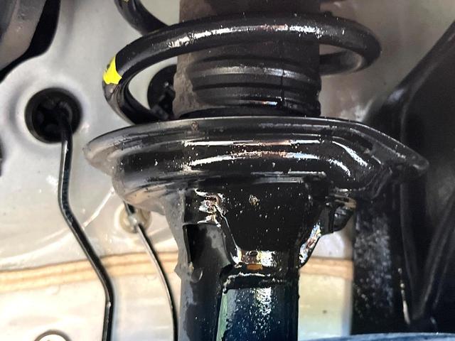 N-BOXカスタム Lターボ 純正8型ナビ バックカメラ 両側電動スライドドア 前席シートヒーター ドラレコ ハーフレザーシート 禁煙 革巻ステアリング クリアランスソナー ロールサンシェード ドラレコ2ch パドルシフト(20枚目)