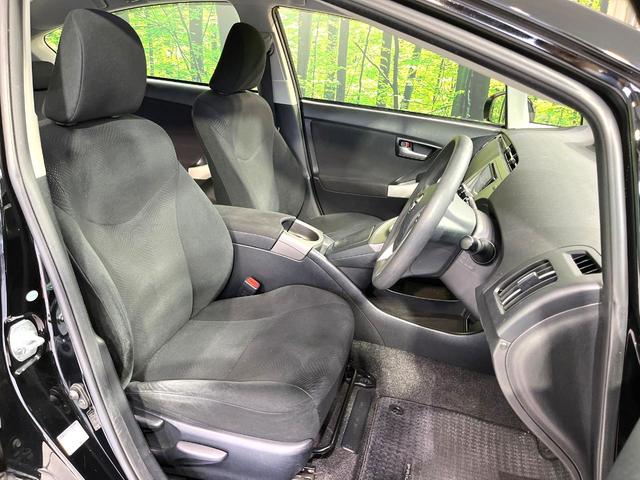 プリウス S 純正ナビ バックカメラ ドラレコ ETC 禁煙車 スマートキー HIDヘッド ETC オートライト オートエアコン ステアリングスイッチ CD DVD再生 フルセグ ドアバイザー(9枚目)