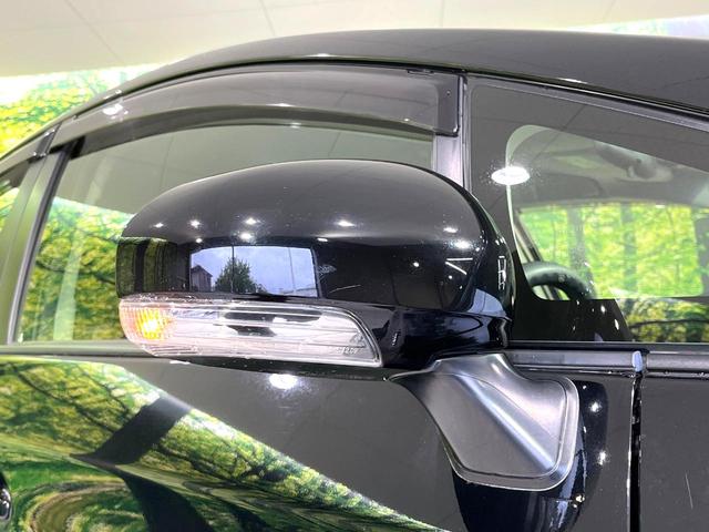 プリウス S 純正ナビ バックカメラ ドラレコ ETC 禁煙車 スマートキー HIDヘッド ETC オートライト オートエアコン ステアリングスイッチ CD DVD再生 フルセグ ドアバイザー(45枚目)