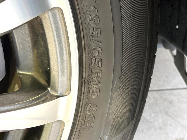 プリウス S 純正ナビ バックカメラ ドラレコ ETC 禁煙車 スマートキー HIDヘッド ETC オートライト オートエアコン ステアリングスイッチ CD DVD再生 フルセグ ドアバイザー(51枚目)