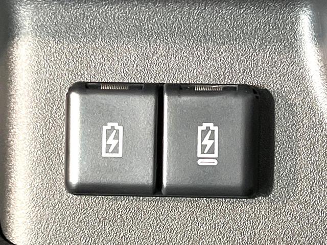 スペーシアカスタム ハイブリッドXS 届出済未使用車 両側電動スライドドア 衝突被害軽減システム レーダークルーズ コーナーセンサー ステアリングヒーター LEDヘッド オートハイビーム オートライト オートエアコン 純正15アルミ(32枚目)