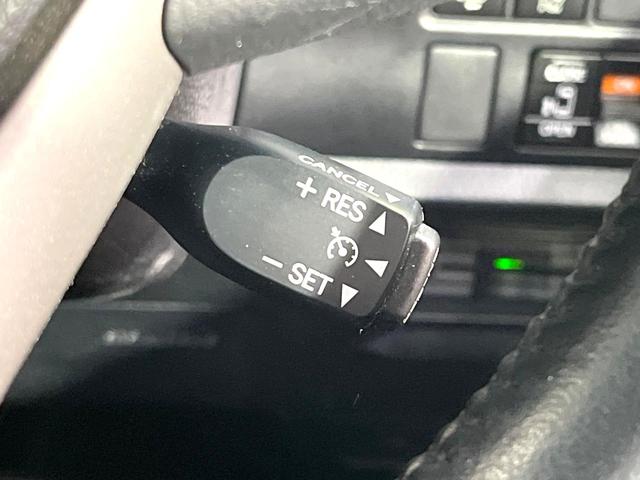 ノア ハイブリッドSi 純正10型ナビ バックカメラ 両側電動スライドドア 前席シートヒーター セーフティセンス クルーズコントロール 禁煙 LEDヘッドライト デュアルオートエアコン USBソケット ETC(7枚目)