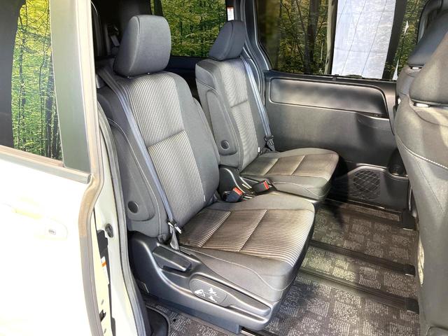 ノア ハイブリッドSi 純正10型ナビ バックカメラ 両側電動スライドドア 前席シートヒーター セーフティセンス クルーズコントロール 禁煙 LEDヘッドライト デュアルオートエアコン USBソケット ETC(9枚目)