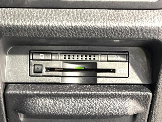 ノア ハイブリッドSi 純正10型ナビ バックカメラ 両側電動スライドドア 前席シートヒーター セーフティセンス クルーズコントロール 禁煙 LEDヘッドライト デュアルオートエアコン USBソケット ETC(35枚目)