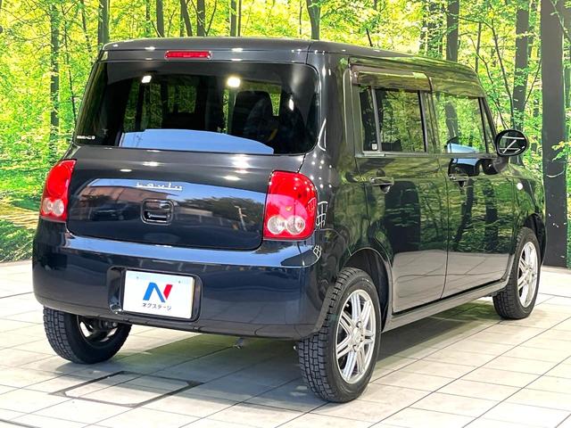 アルトラパン G スマートキー ETC アームレスト 純正オーディオ エアコン ベンチシート 禁煙 純正ステアリング 14インチAW パワーウインドウ イモビライザー プライバシーガラス シルバーインサイドドアハンドル(17枚目)