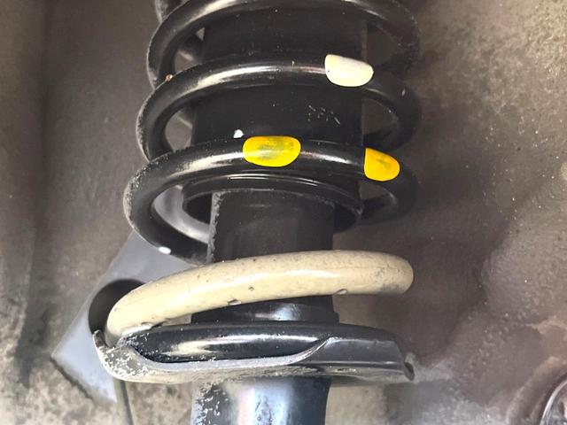 アルトラパン G スマートキー ETC アームレスト 純正オーディオ エアコン ベンチシート 禁煙 純正ステアリング 14インチAW パワーウインドウ イモビライザー プライバシーガラス シルバーインサイドドアハンドル(20枚目)