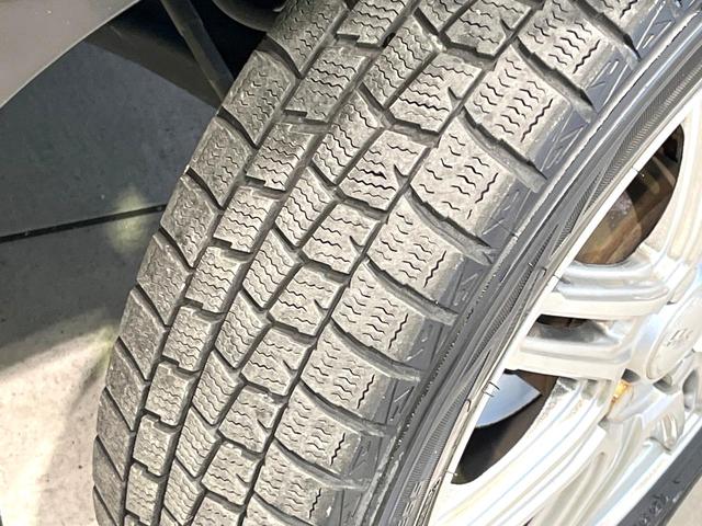 アルトラパン G スマートキー ETC アームレスト 純正オーディオ エアコン ベンチシート 禁煙 純正ステアリング 14インチAW パワーウインドウ イモビライザー プライバシーガラス シルバーインサイドドアハンドル(43枚目)