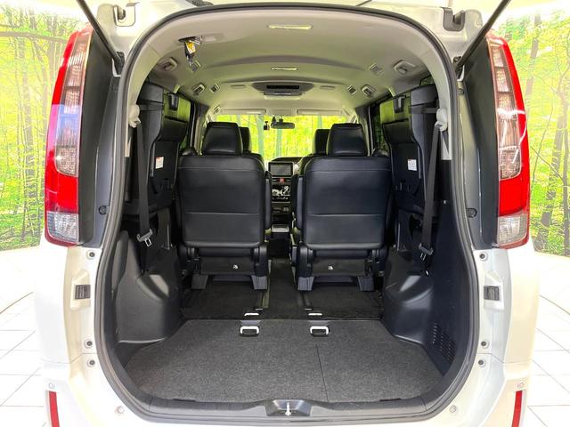 エスクァイア ハイブリッドGi フリップダウンモニター 純正9型ナビ バックカメラ Bluetooth 両側電動スライドドア シートヒーター リアオートエアコン クルーズコントロール フルセグ ビルトインETC ドラレコ(12枚目)