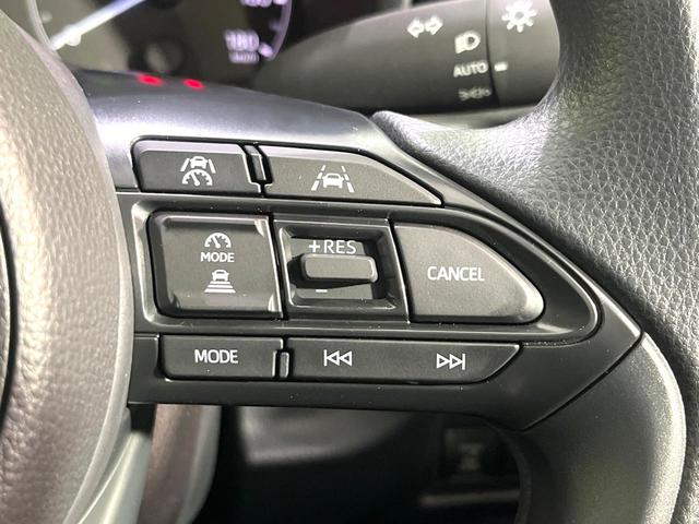 シエンタ ハイブリッドX 登録済未使用車 電動スライドドア 衝突被害軽減システム レーダークルーズ コーナーセンサー スマートキー プッシュスタート LEDヘッド オートハイビーム オートライト オートエアコン(4枚目)