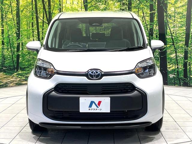 シエンタ ハイブリッドX 登録済未使用車 電動スライドドア 衝突被害軽減システム レーダークルーズ コーナーセンサー スマートキー プッシュスタート LEDヘッド オートハイビーム オートライト オートエアコン(10枚目)