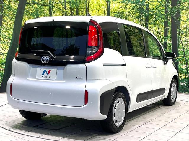 シエンタ ハイブリッドX 登録済未使用車 電動スライドドア 衝突被害軽減システム レーダークルーズ コーナーセンサー スマートキー プッシュスタート LEDヘッド オートハイビーム オートライト オートエアコン(13枚目)