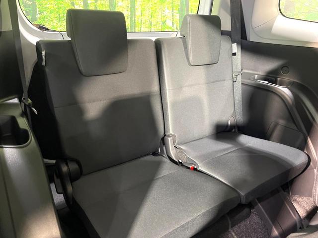 シエンタ ハイブリッドX 登録済未使用車 電動スライドドア 衝突被害軽減システム レーダークルーズ コーナーセンサー スマートキー プッシュスタート LEDヘッド オートハイビーム オートライト オートエアコン(16枚目)