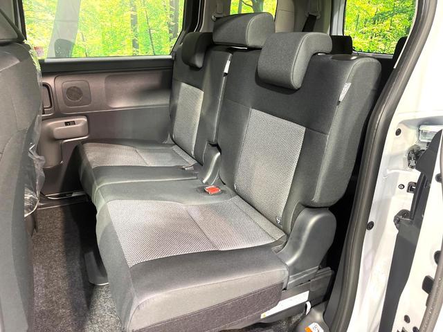 シエンタ ハイブリッドX 登録済未使用車 電動スライドドア 衝突被害軽減システム レーダークルーズ コーナーセンサー スマートキー プッシュスタート LEDヘッド オートハイビーム オートライト オートエアコン(36枚目)