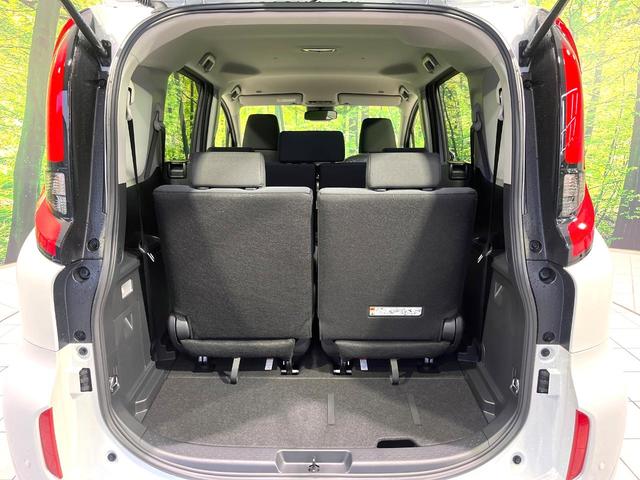 シエンタ ハイブリッドX 登録済未使用車 電動スライドドア 衝突被害軽減システム レーダークルーズ コーナーセンサー スマートキー プッシュスタート LEDヘッド オートハイビーム オートライト オートエアコン(38枚目)