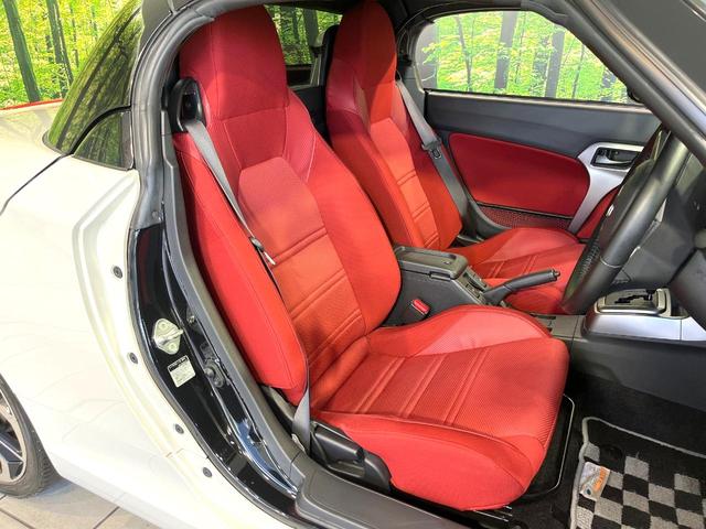 コペン ローブ ターボ ナビ バックカメラ 禁煙車 ドラレコ スマートキー LEDヘッド ETC ワンオーナー オートライト オートエアコン 純正16インチアルミ Bluetooth CD DVD再生(9枚目)