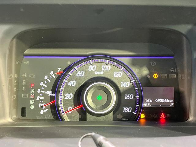 ステップワゴンスパーダ Z クールスピリット 純正ナビ フリップダウンモニター バックカメラ 両側電動スライドドア クルーズコントロール 禁煙 ハーフレザーシート HIDヘッドライト Bluetooth ドラレコ2ch スマートキー ETC(22枚目)