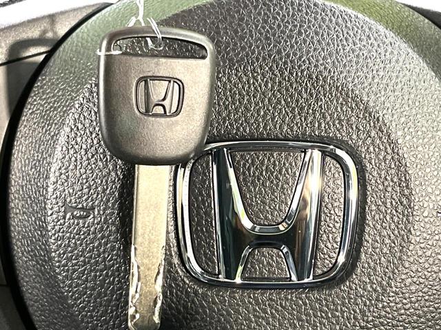 N-VAN G 届出済未使用車 ホンダセンシング アダプティブクルーズコントロール オートエアコン コーナーセンサー オートライト 禁煙 アクセサリーソケット 車線逸脱警報装置 横滑り防止装置(22枚目)