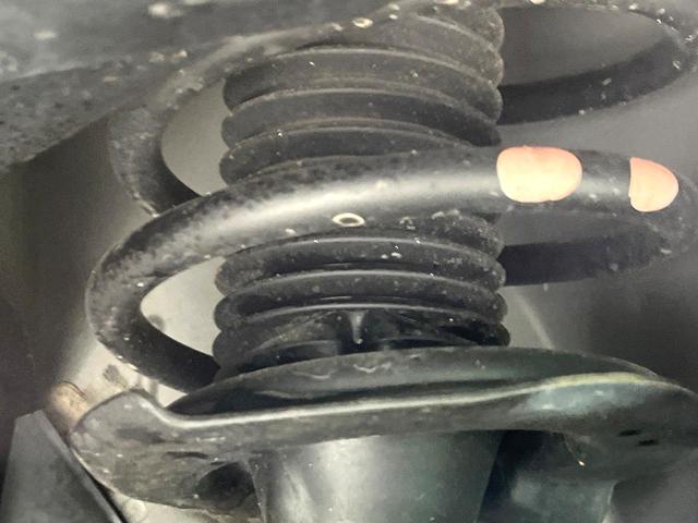 セレナ ｅ－パワー　ハイウェイスターＶ　純正１０型ナビ　フリップダウンモニター　全周囲カメラ　ハンズフリー機能付パワースライドドア　プロパイロット　デジタルインナーミラー　禁煙　ＬＥＤヘッドライト　ドラレコ　リアオートエアコン　ステリモ（20枚目）