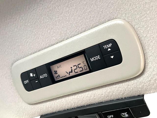 セレナ ｅ－パワー　ハイウェイスターＶ　純正１０型ナビ　フリップダウンモニター　全周囲カメラ　ハンズフリー機能付パワースライドドア　プロパイロット　デジタルインナーミラー　禁煙　ＬＥＤヘッドライト　ドラレコ　リアオートエアコン　ステリモ（27枚目）