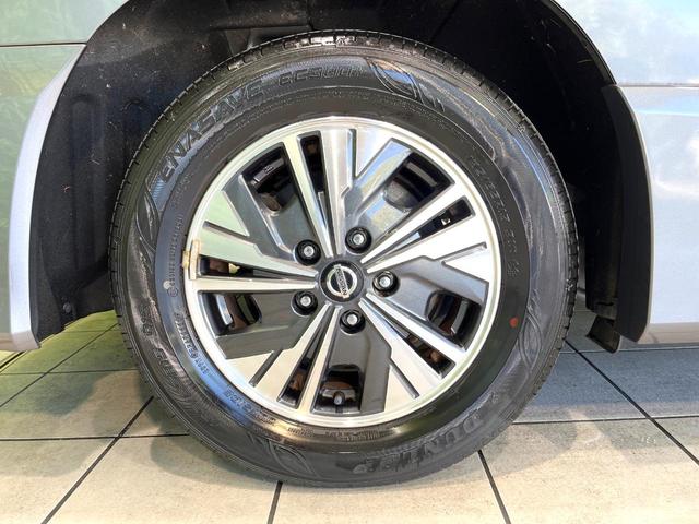 セレナ ｅ－パワー　ハイウェイスターＶ　純正１０型ナビ　フリップダウンモニター　全周囲カメラ　ハンズフリー機能付パワースライドドア　プロパイロット　デジタルインナーミラー　禁煙　ＬＥＤヘッドライト　ドラレコ　リアオートエアコン　ステリモ（70枚目）