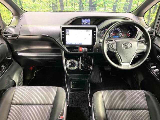 ヴォクシー ＺＳ　煌ＩＩ　純正１０型ナビ　バックカメラ　両側電動スライドドア　セーフティセンス　クルーズコントロール　禁煙　オートハイビーム　ＬＥＤヘッドライト　ドラレコ　ＥＴＣ　ＵＳＢソケット　リアオートエアコン（2枚目）