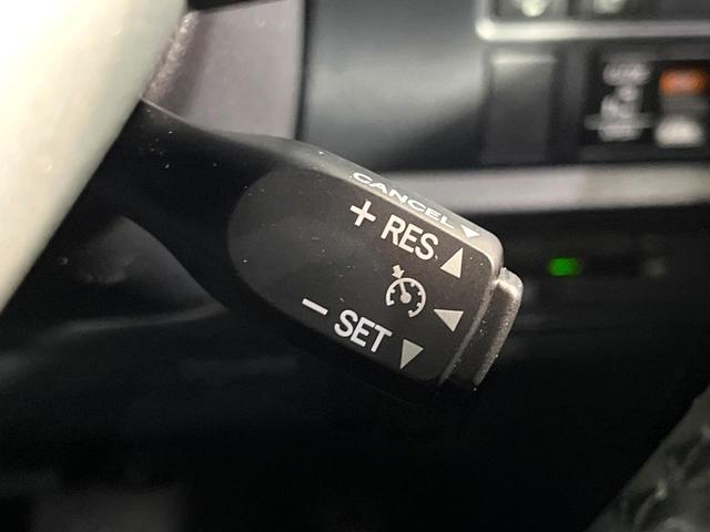 ヴォクシー ＺＳ　煌ＩＩ　純正１０型ナビ　バックカメラ　両側電動スライドドア　セーフティセンス　クルーズコントロール　禁煙　オートハイビーム　ＬＥＤヘッドライト　ドラレコ　ＥＴＣ　ＵＳＢソケット　リアオートエアコン（7枚目）