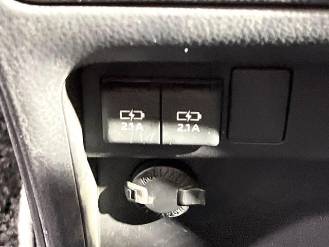 ヴォクシー ＺＳ　煌ＩＩ　純正１０型ナビ　バックカメラ　両側電動スライドドア　セーフティセンス　クルーズコントロール　禁煙　オートハイビーム　ＬＥＤヘッドライト　ドラレコ　ＥＴＣ　ＵＳＢソケット　リアオートエアコン（33枚目）