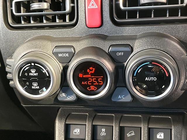 ジムニー ＸＣ　届出済未使用車　セーフティサポート　クルーズコントロール　リアコーナーセンサー　前席シートヒーター　スマートキー　オートエアコン　禁煙　革巻ステアリング　ＬＥＤヘッドライト　トラクションコントロール（8枚目）