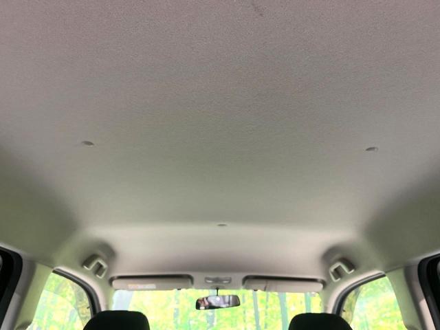 Ｎ－ＷＧＮカスタム Ｇ　メモリーナビ　Ｂｌｕｅｔｏｏｔｈ　フルセグ　ＨＩＤヘッドライト　スマートキー　オートエアコン　オートライト　アイドリングストップ　アームレスト　電動格納ミラー　プライバシーガラス　禁煙車　ドアバイザー（31枚目）