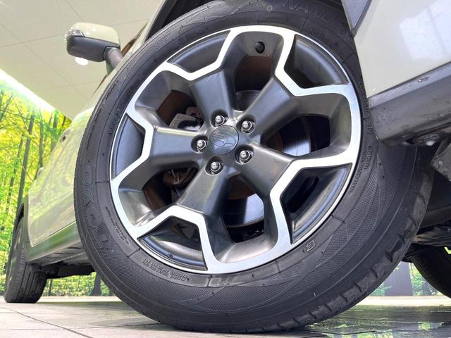 【純正１７インチアルミホイール】外観にマッチした純正アルミホイールを装着しております。各種社外アルミホイールや、スタッドレスタイヤも取扱いしております。是非ご相談ください♪