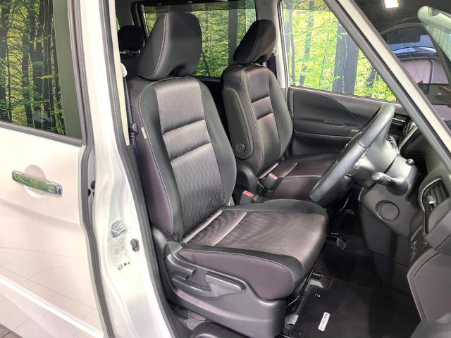 セレナ ハイウェイスター　フリップダウンモニター　純正ナビ　全周囲カメラ　両側電動スライドドア　エマージェンシーブレーキ　プロパイロット　ＥＴＣ　ドラレコ　リアオートエアコン　クリアランスソナー　スマートキー　オートライト（9枚目）