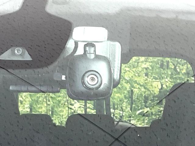 セレナ ハイウェイスター　フリップダウンモニター　純正ナビ　全周囲カメラ　両側電動スライドドア　エマージェンシーブレーキ　プロパイロット　ＥＴＣ　ドラレコ　リアオートエアコン　クリアランスソナー　スマートキー　オートライト（24枚目）