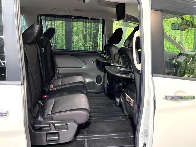 セレナ ハイウェイスター　フリップダウンモニター　純正ナビ　全周囲カメラ　両側電動スライドドア　エマージェンシーブレーキ　プロパイロット　ＥＴＣ　ドラレコ　リアオートエアコン　クリアランスソナー　スマートキー　オートライト（43枚目）