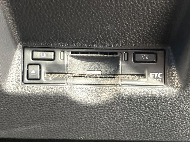 ヤリスクロス G 純正ナビ バックカメラ 衝突被害軽減システム レーダークルーズ 禁煙車 ドラレコ コーナーセンサー スマートキー ETC 純正16インチアルミ オートハイビーム オートライト オートエアコン(7枚目)