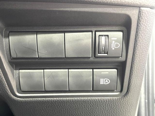 ヤリスクロス G 純正ナビ バックカメラ 衝突被害軽減システム レーダークルーズ 禁煙車 ドラレコ コーナーセンサー スマートキー ETC 純正16インチアルミ オートハイビーム オートライト オートエアコン(32枚目)