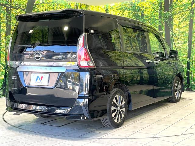 セレナ ハイウェイスター　ＶセレクションＩＩ　純正９型ナビ　フリップダウンモニター　全周囲カメラ　ハンズフリー機能付パワースライドドア　プロパイロット　禁煙　ＬＥＤヘッドライト　デジタルインナーミラー　リアオートエアコン　Ｂｌｕｅｔｏｏｔｈ（17枚目）