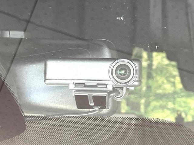 セレナ ハイウェイスター　ＶセレクションＩＩ　純正９型ナビ　フリップダウンモニター　全周囲カメラ　ハンズフリー機能付パワースライドドア　プロパイロット　禁煙　ＬＥＤヘッドライト　デジタルインナーミラー　リアオートエアコン　Ｂｌｕｅｔｏｏｔｈ（27枚目）