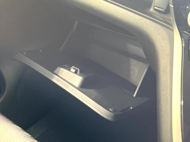 セレナ ハイウェイスター　ＶセレクションＩＩ　純正９型ナビ　フリップダウンモニター　全周囲カメラ　ハンズフリー機能付パワースライドドア　プロパイロット　禁煙　ＬＥＤヘッドライト　デジタルインナーミラー　リアオートエアコン　Ｂｌｕｅｔｏｏｔｈ（42枚目）