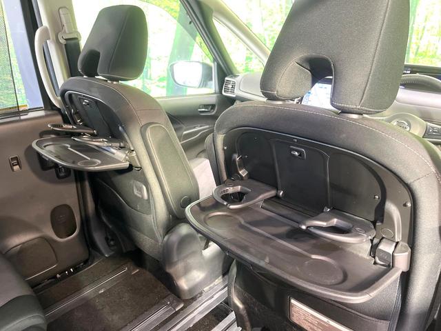 セレナ ハイウェイスター　ＶセレクションＩＩ　純正９型ナビ　フリップダウンモニター　全周囲カメラ　ハンズフリー機能付パワースライドドア　プロパイロット　禁煙　ＬＥＤヘッドライト　デジタルインナーミラー　リアオートエアコン　Ｂｌｕｅｔｏｏｔｈ（50枚目）